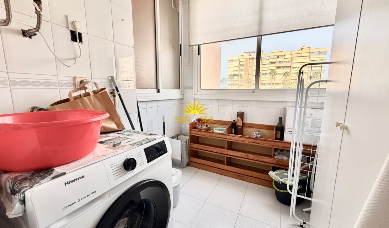Location à long terme - Appartement - Alicante (Alacant)