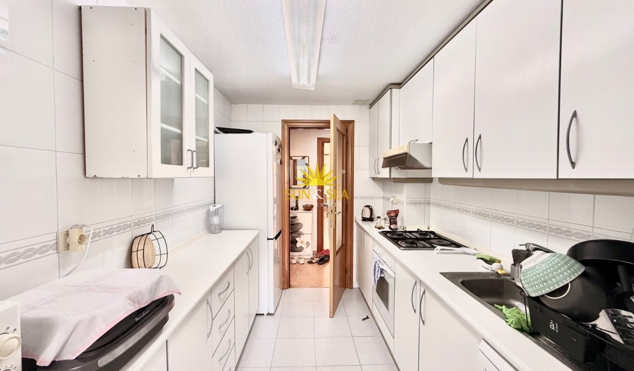 Location à long terme - Appartement - Alicante (Alacant)