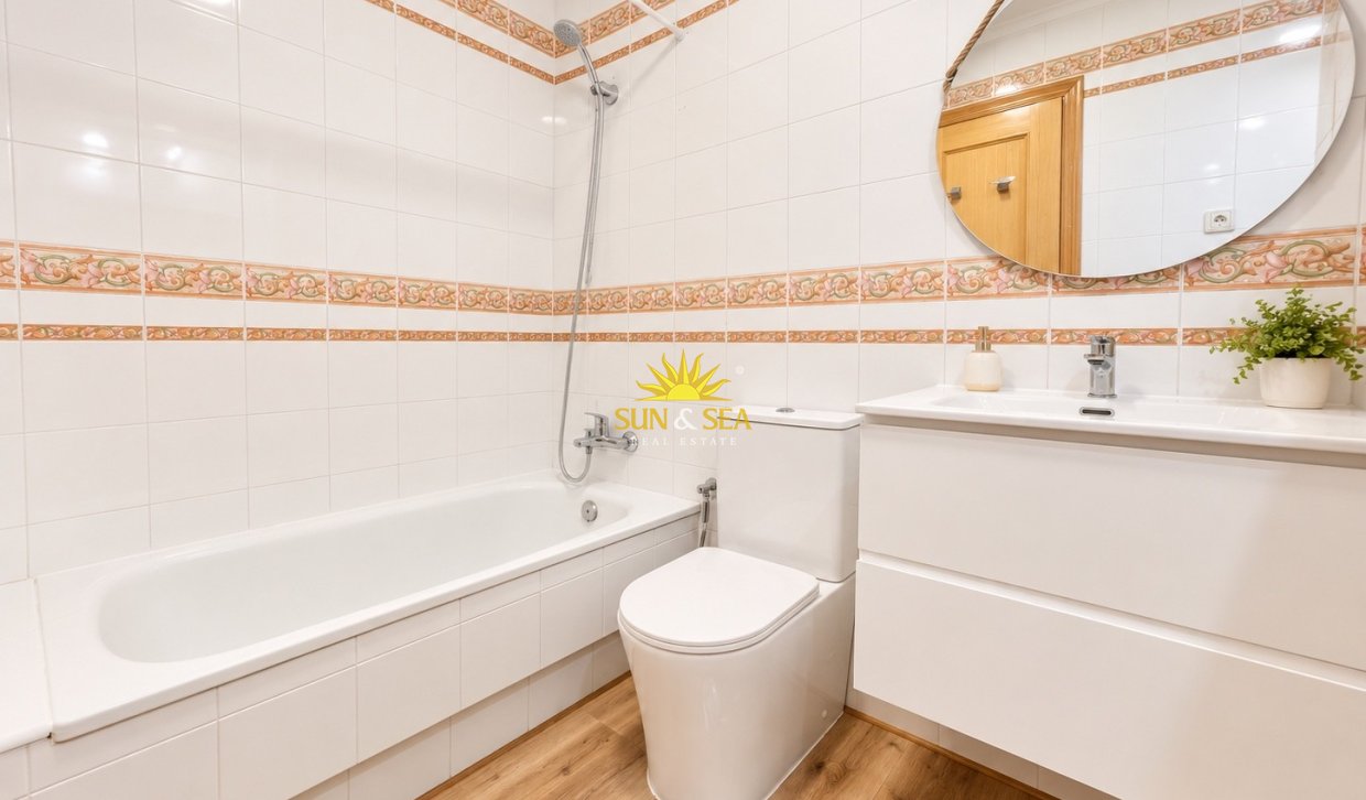 Wiederverkauf - Studio apartment - Torrevieja - torrevieja