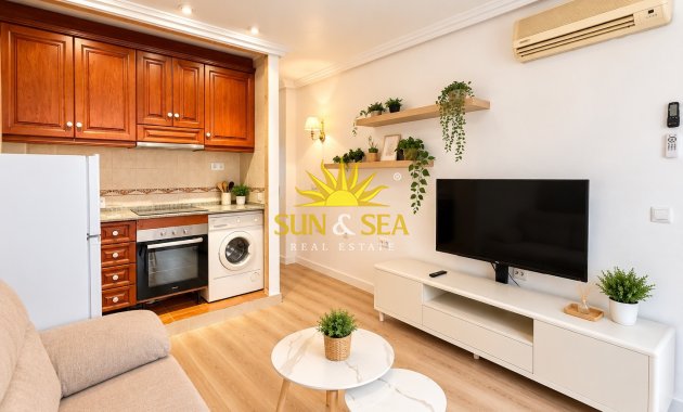 Wiederverkauf - Wohnung - Torrevieja - Centro