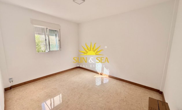 Location à long terme - Appartement - Alicante (Alacant)