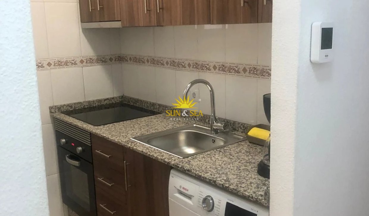 Location à long terme - Appartement - Torrevieja - Centro