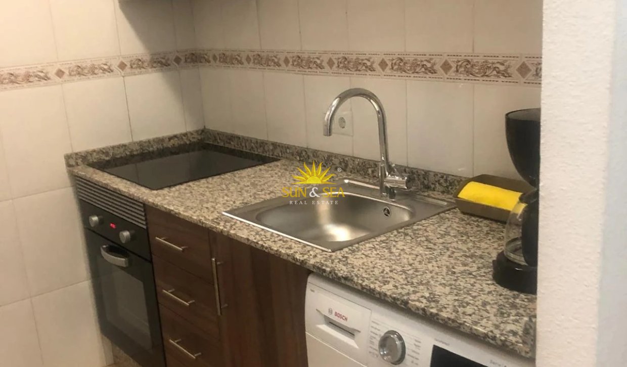 Location à long terme - Appartement - Torrevieja - Centro