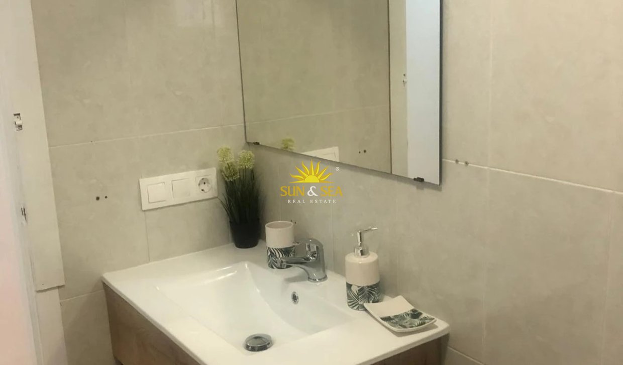Location à long terme - Appartement - Torrevieja - Centro