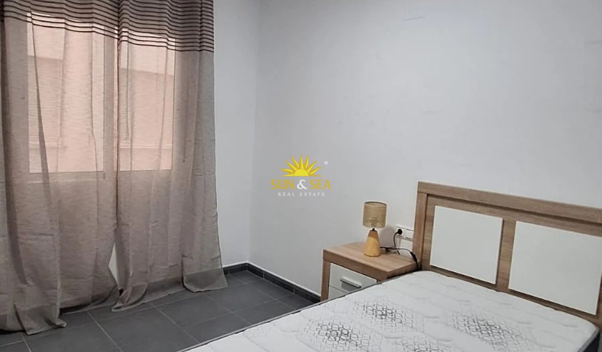 Location à long terme - Appartement - Torrevieja - Centro