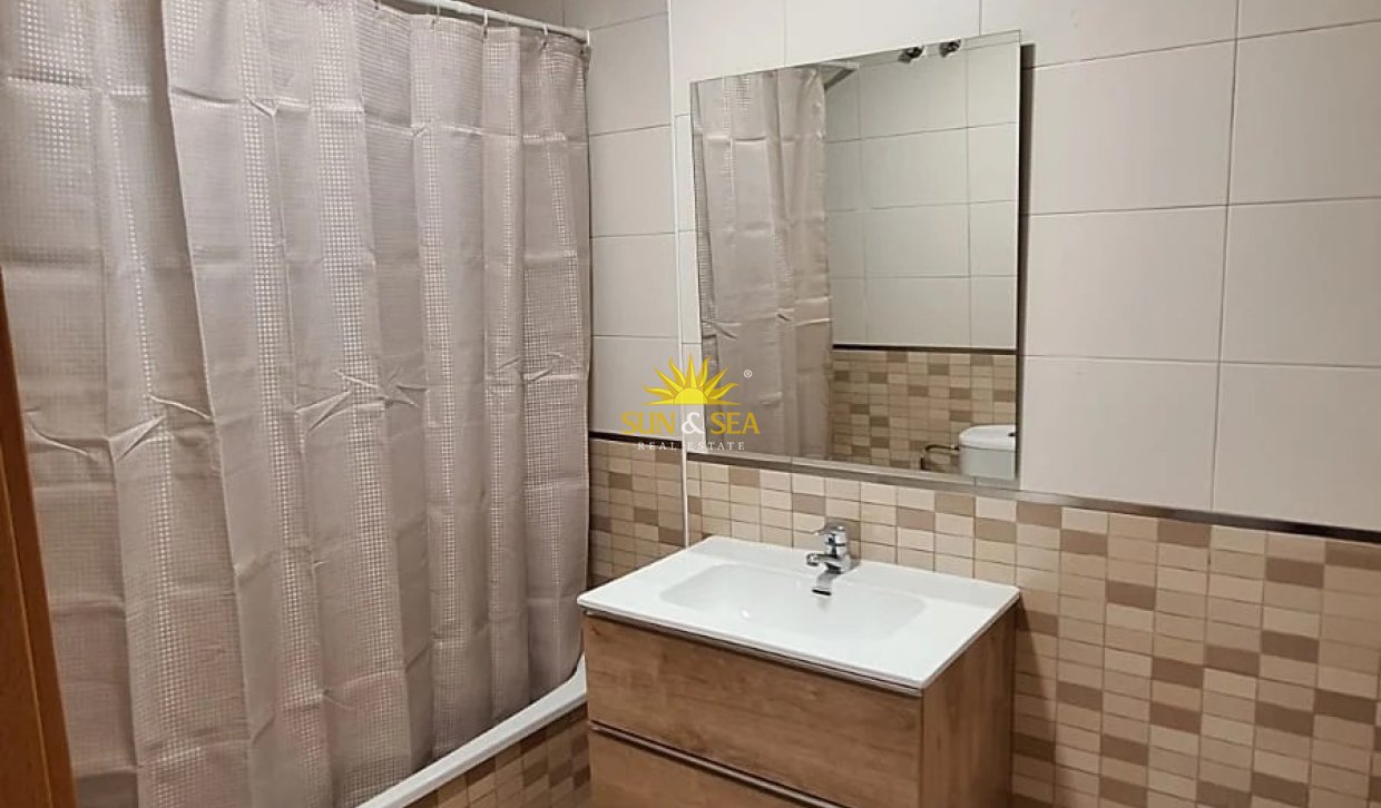 Location à long terme - Appartement - Torrevieja - Centro