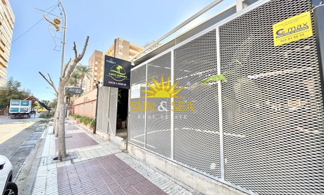Location à long terme - Commercial - Torrevieja - Centro