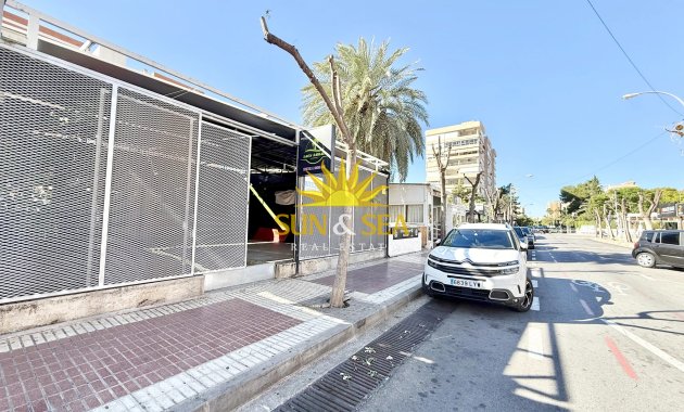 Revente - Commercial - Torrevieja - Centro