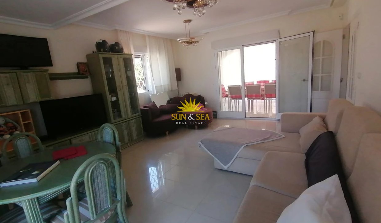 Location à long terme - Villa - El Campello