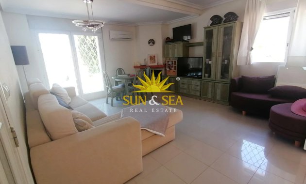 Location à long terme - Villa - El Campello