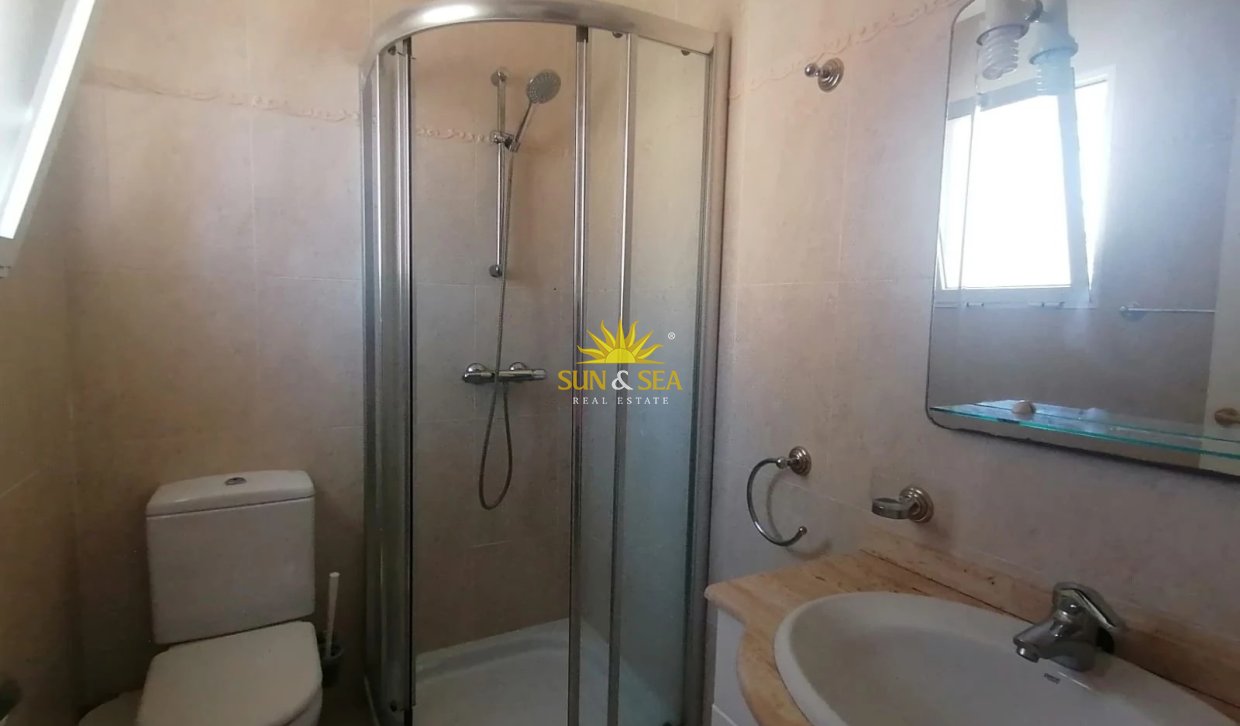 Location à long terme - Villa - El Campello