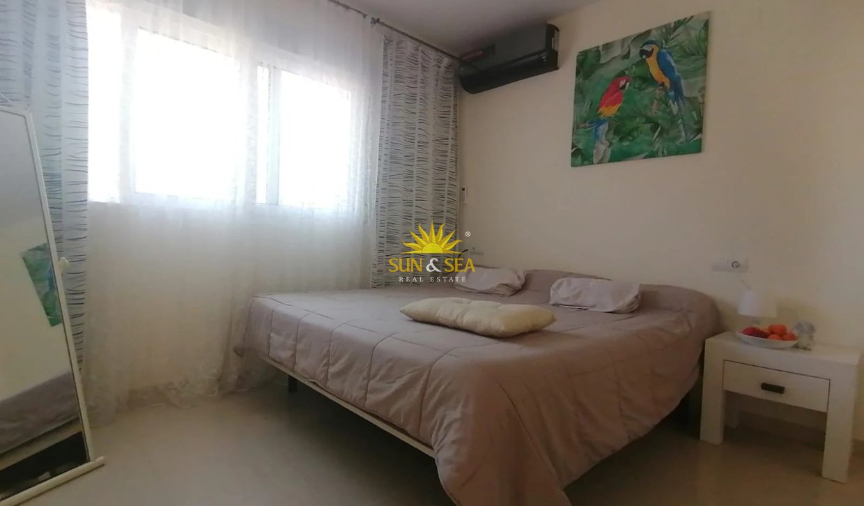 Location à long terme - Villa - El Campello
