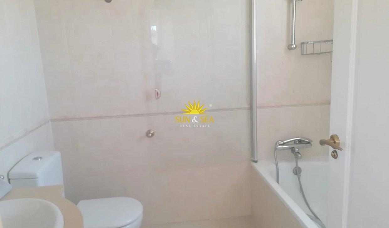 Location à long terme - Villa - El Campello