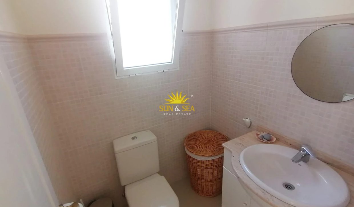 Location à long terme - Villa - El Campello