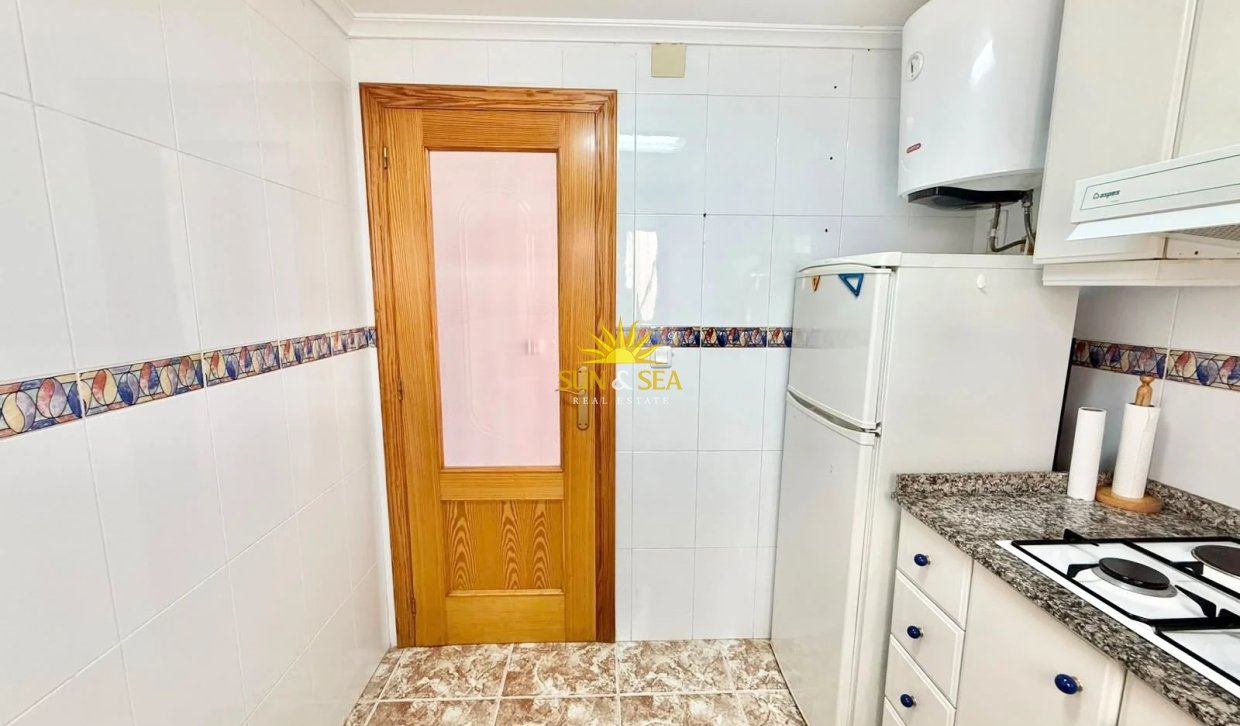 Location à long terme - Appartement - Torrevieja - Playa del Cura