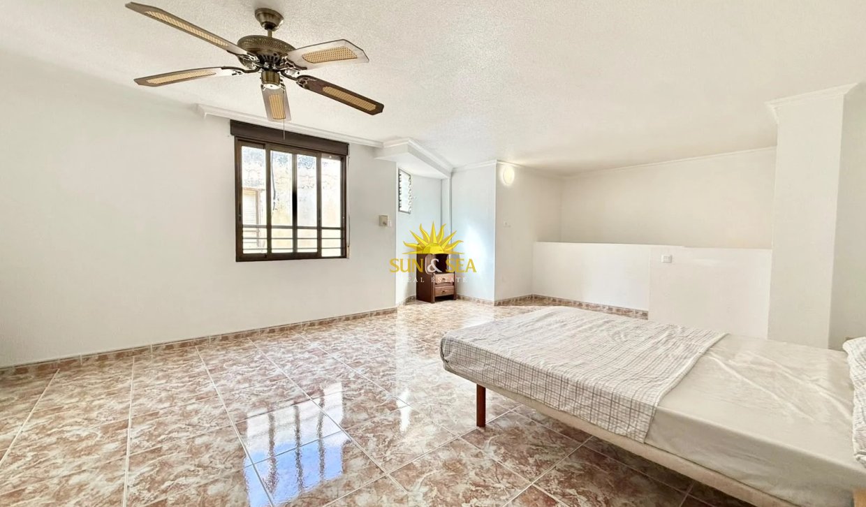 Location à long terme - Appartement - Torrevieja - Playa del Cura