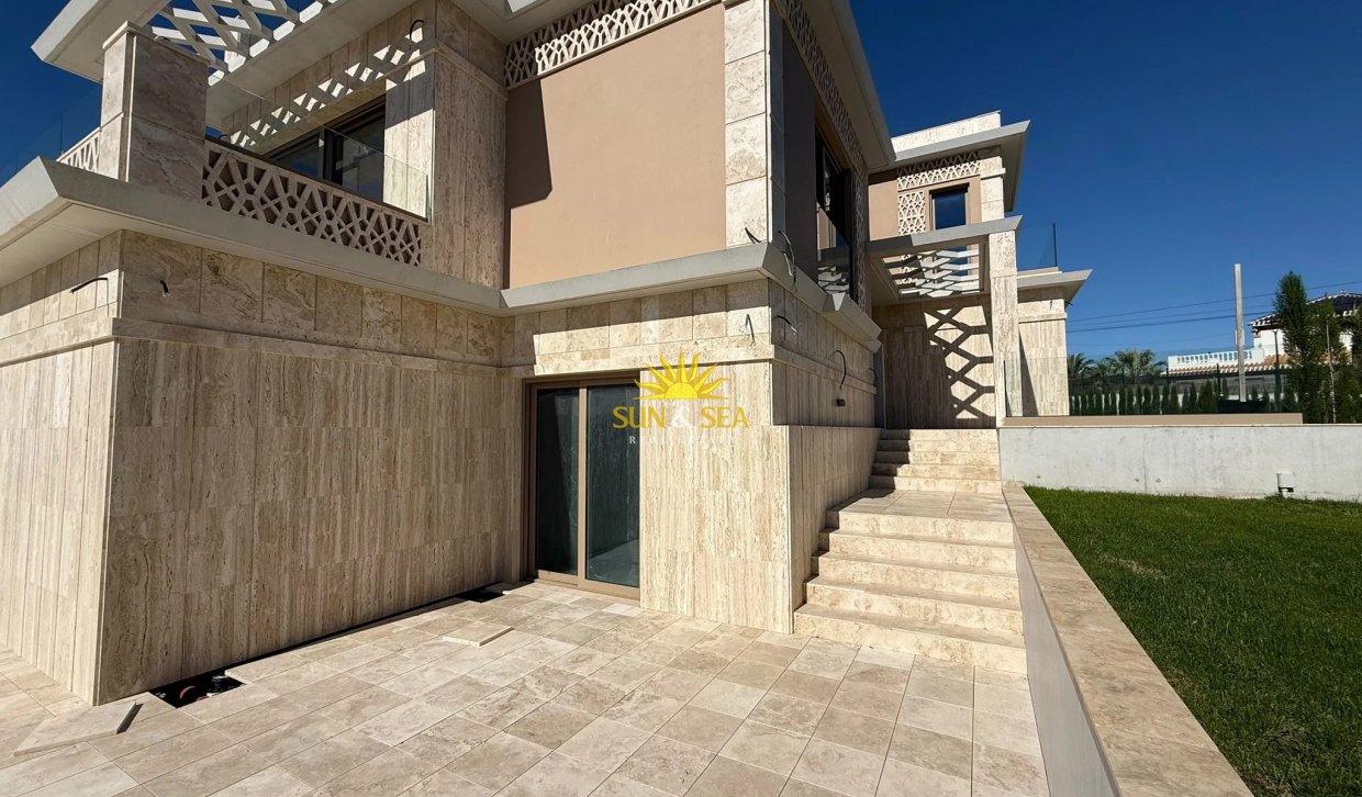 Wiederverkauf - Villa - Torrevieja - Torrelamata - La Mata