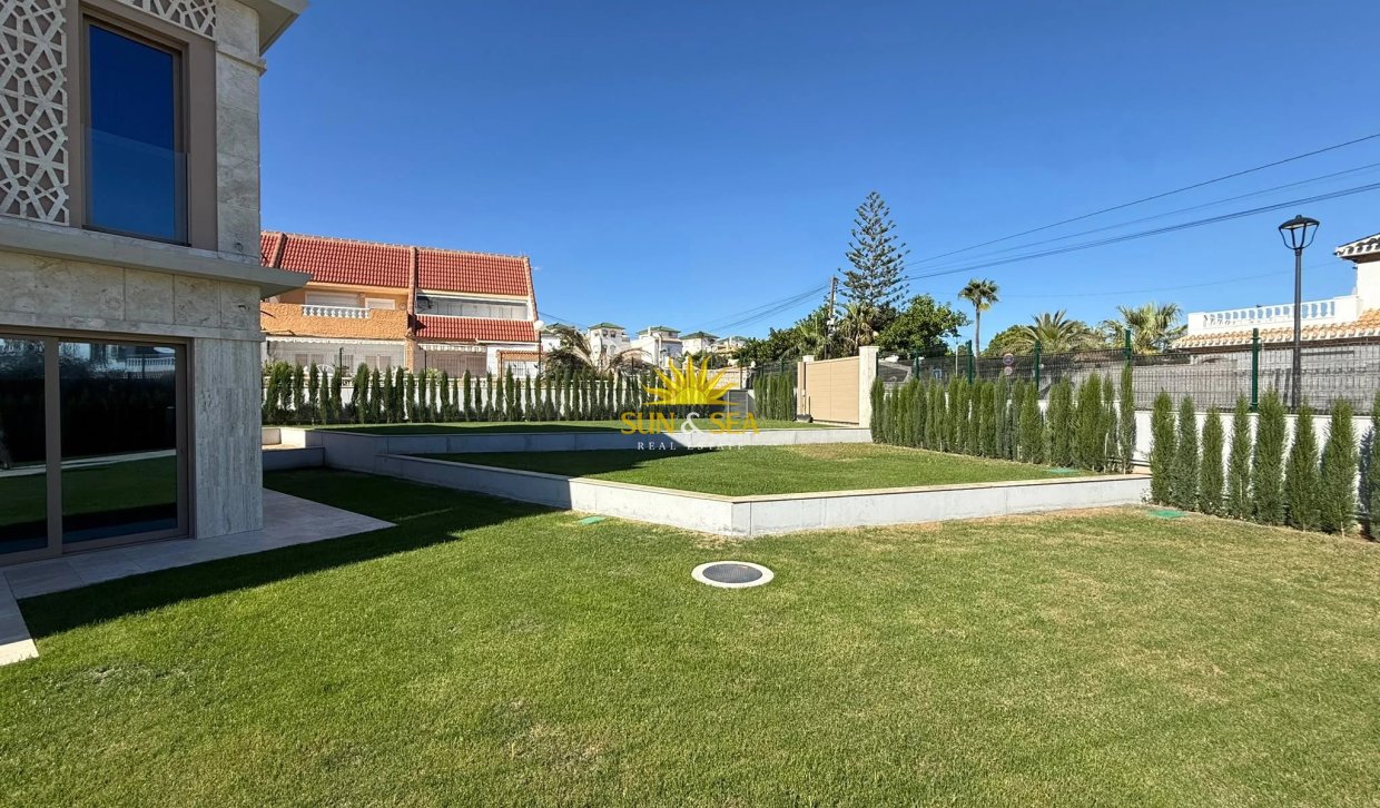 Wiederverkauf - Villa - Torrevieja - Torrelamata - La Mata