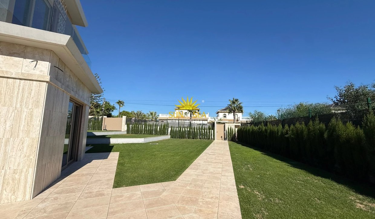 Wiederverkauf - Villa - Torrevieja - Torrelamata - La Mata