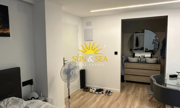 Long Term Rental - Studio apartment - Alicante (Alacant)