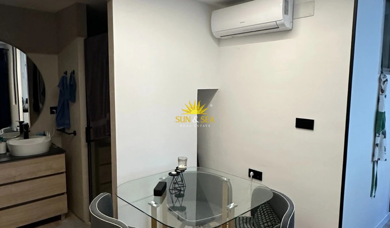 Long Term Rental - Studio apartment - Alicante (Alacant)