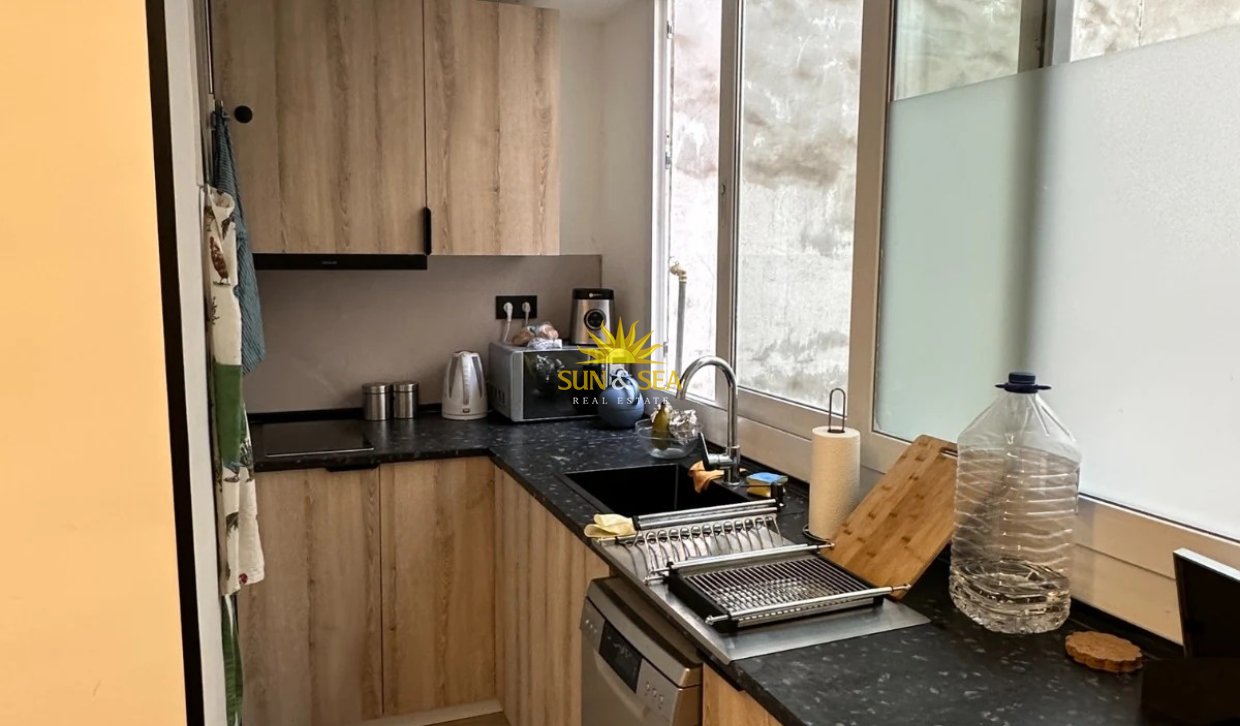 Long Term Rental - Studio apartment - Alicante (Alacant)