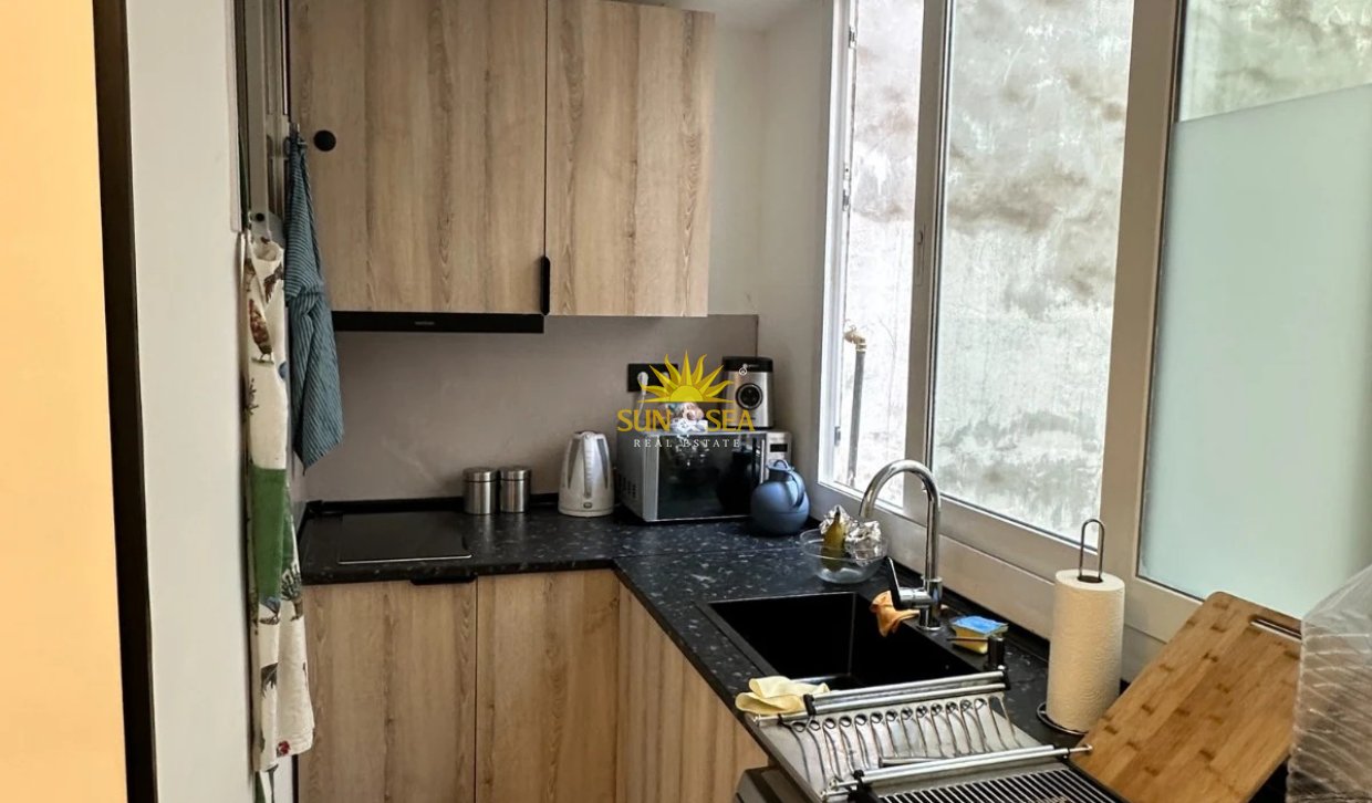 Long Term Rental - Studio apartment - Alicante (Alacant)