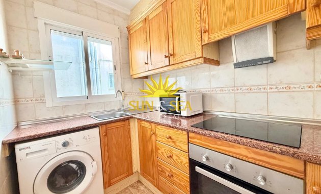 Wiederverkauf - Wohnung - Torrevieja - Centro