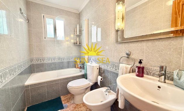 Wiederverkauf - Wohnung - Torrevieja - Centro