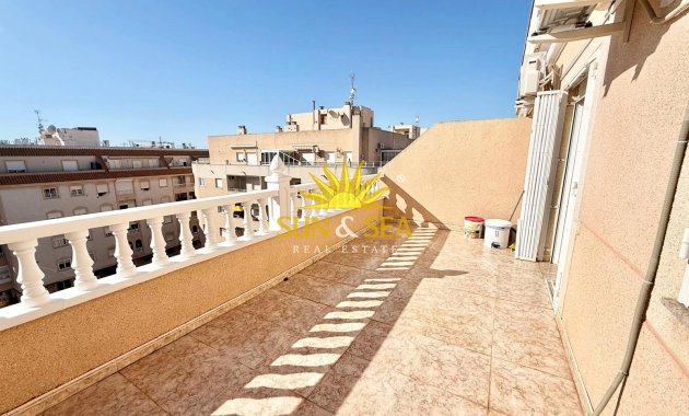 Wiederverkauf - Wohnung - Torrevieja - Centro