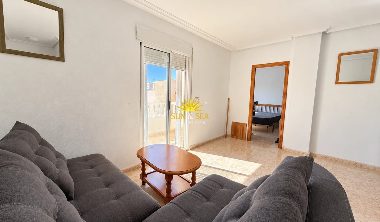 Wiederverkauf - Wohnung - Torrevieja - Centro