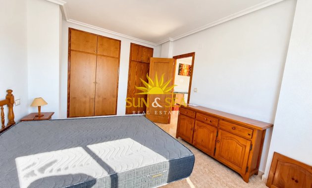 Wiederverkauf - Wohnung - Torrevieja - Centro