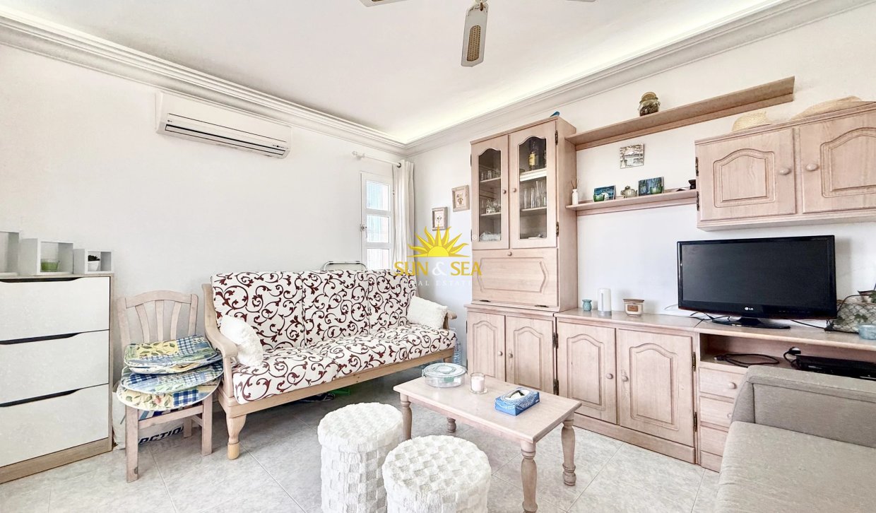 Lange Termijn Verhuur - Rijhuis - Torrevieja - Torrelamata - La Mata