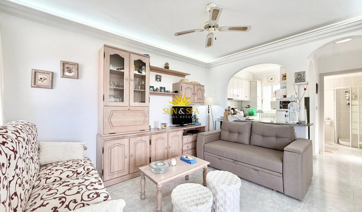 Lange Termijn Verhuur - Rijhuis - Torrevieja - Torrelamata - La Mata