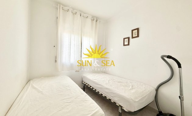 Lange Termijn Verhuur - Rijhuis - Torrevieja - Torrelamata - La Mata