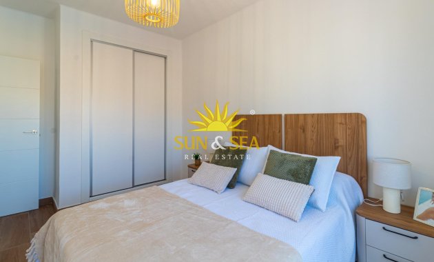 Wiederverkauf - Villa / Doppelhaushälfte - Torrevieja - Los Frutales