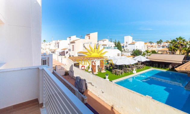 Wiederverkauf - Villa / Doppelhaushälfte - Torrevieja - Los Frutales