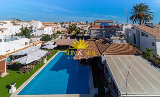 Wiederverkauf - Villa / Doppelhaushälfte - Torrevieja - Los Frutales