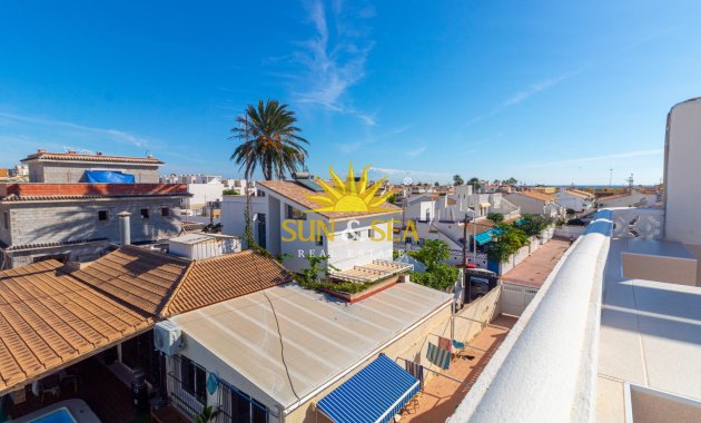 Wiederverkauf - Villa / Doppelhaushälfte - Torrevieja - Los Frutales