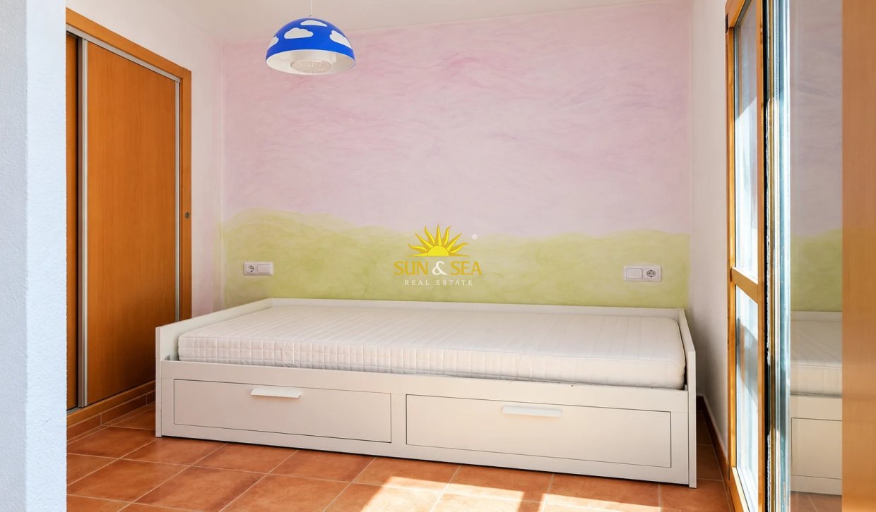 Kurzzeit-Vermietung - Wohnung - 