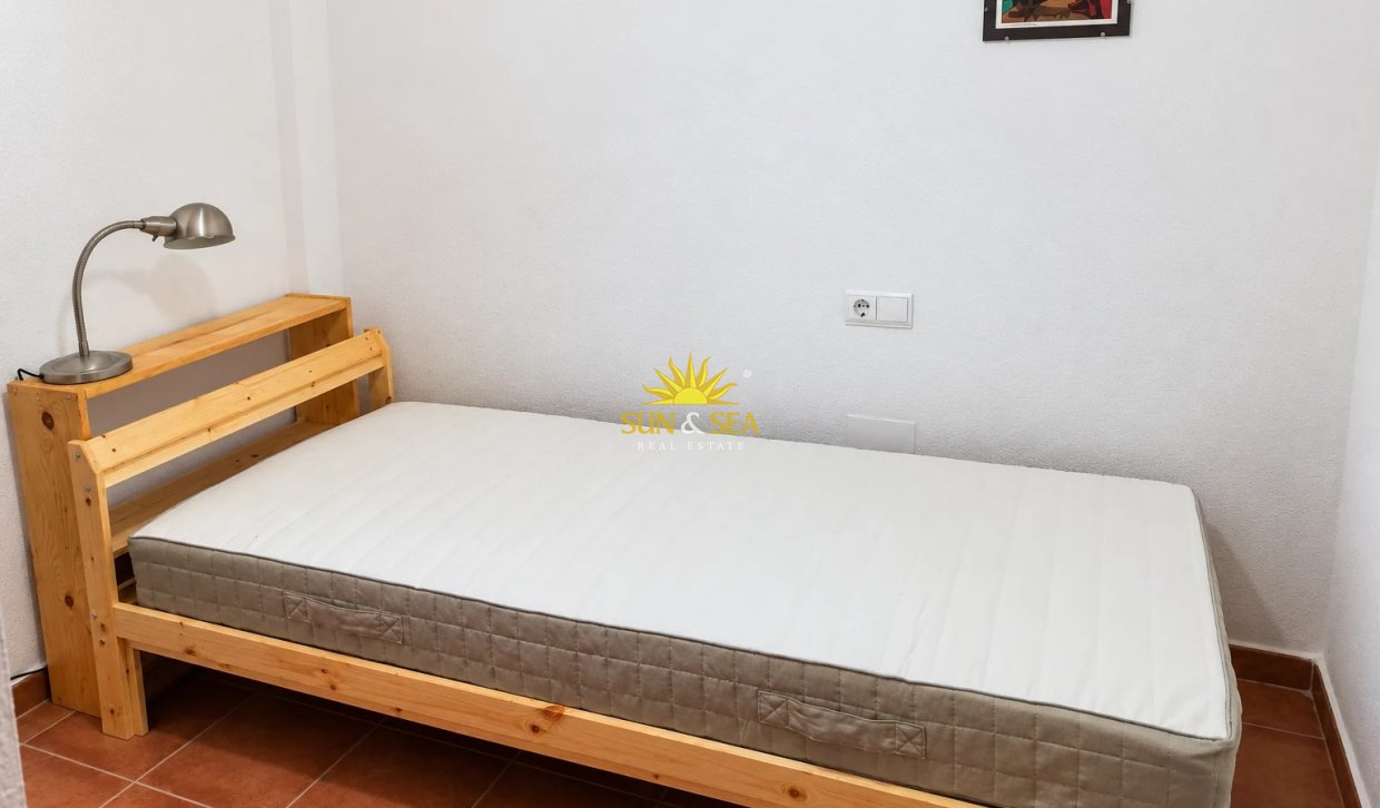 Kurzzeit-Vermietung - Wohnung - 