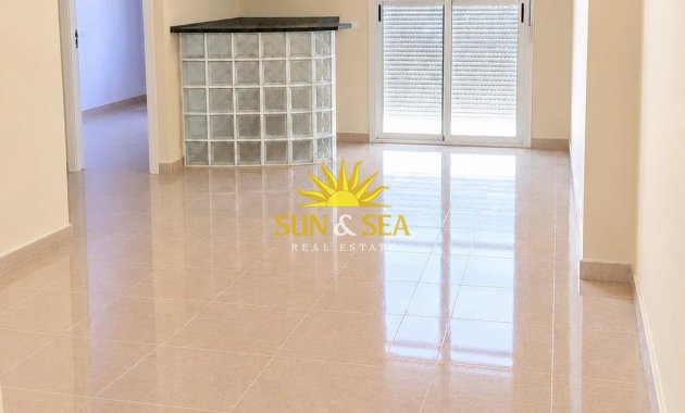 Wiederverkauf - Wohnung - Torrevieja - Centro