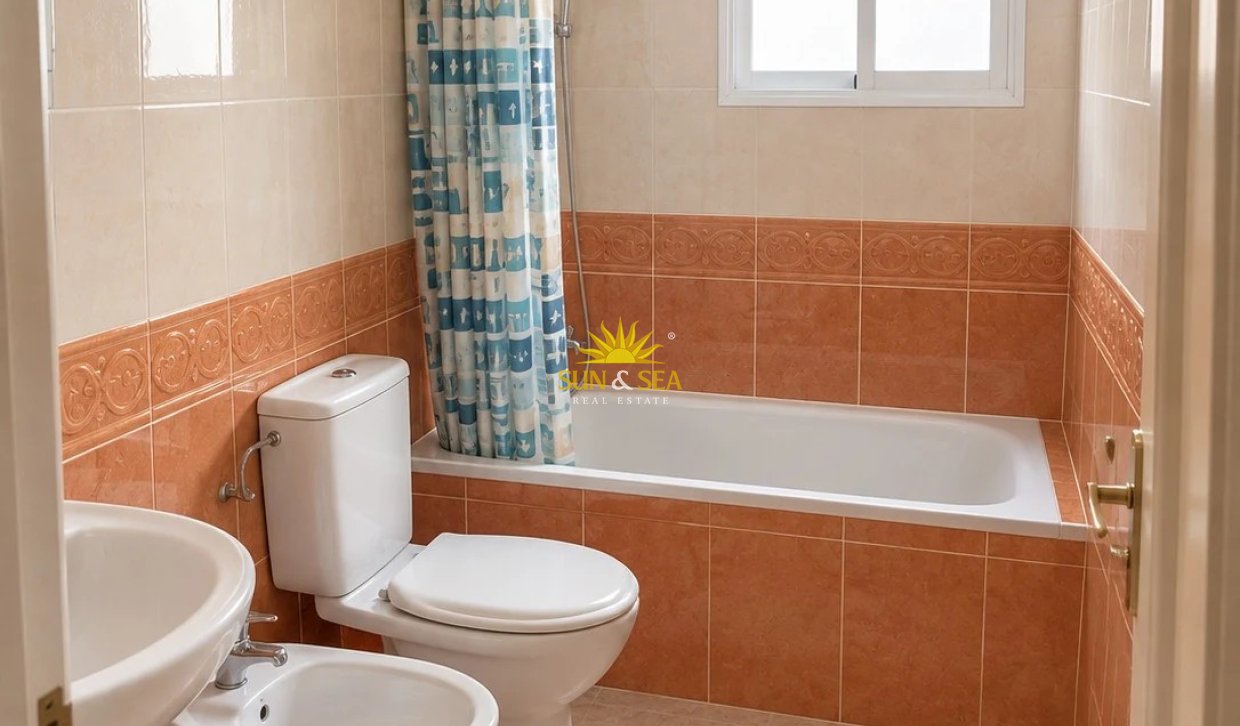 Wiederverkauf - Wohnung - Torrevieja - Centro