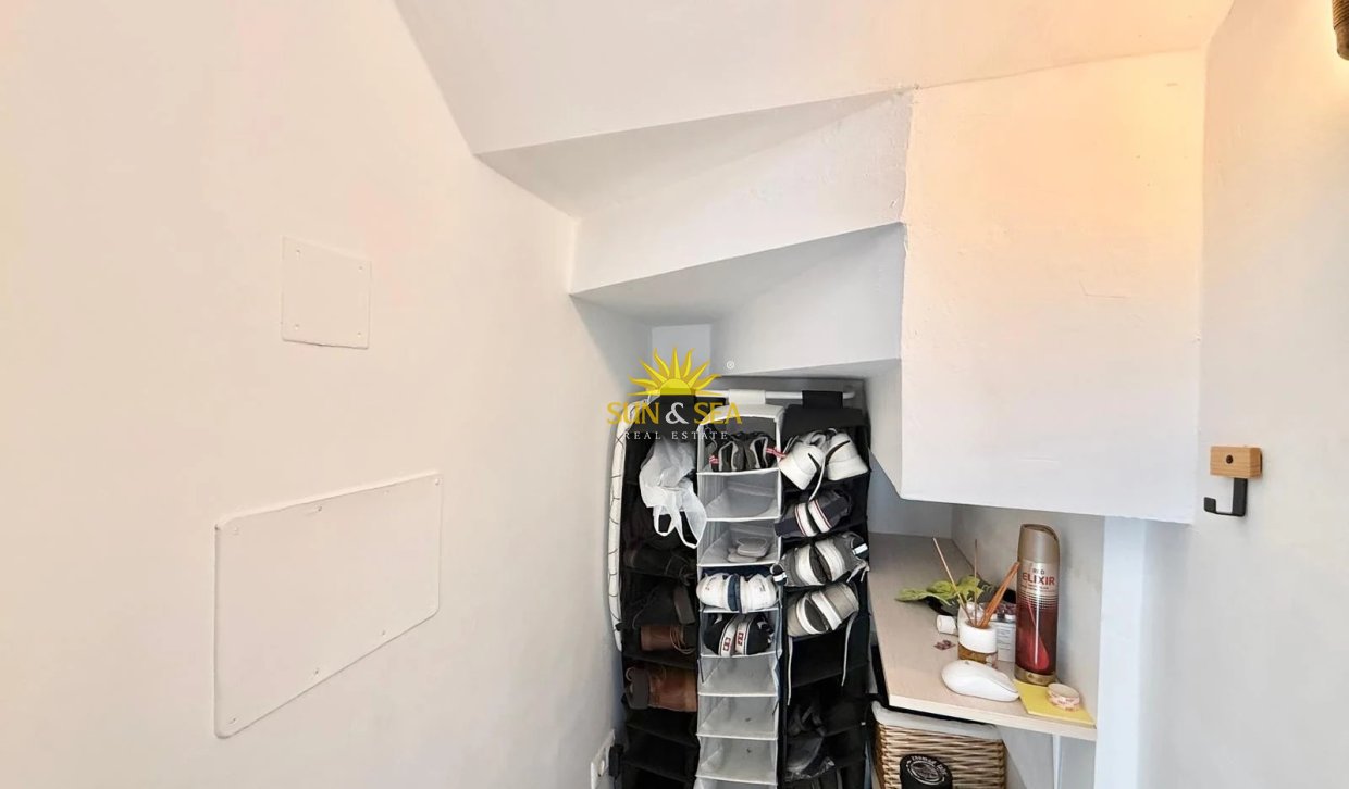 Langfristige Vermietung - Reihenhaus - 