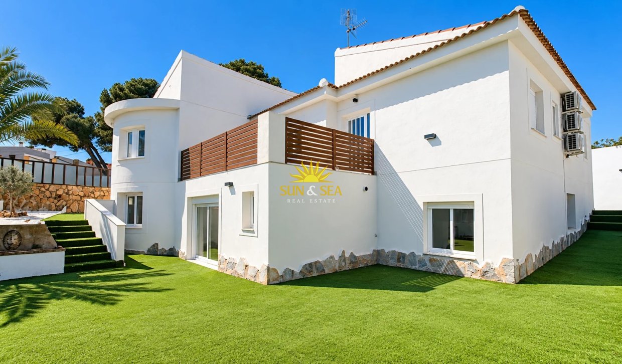 Wiederverkauf - Villa - Torrevieja - 