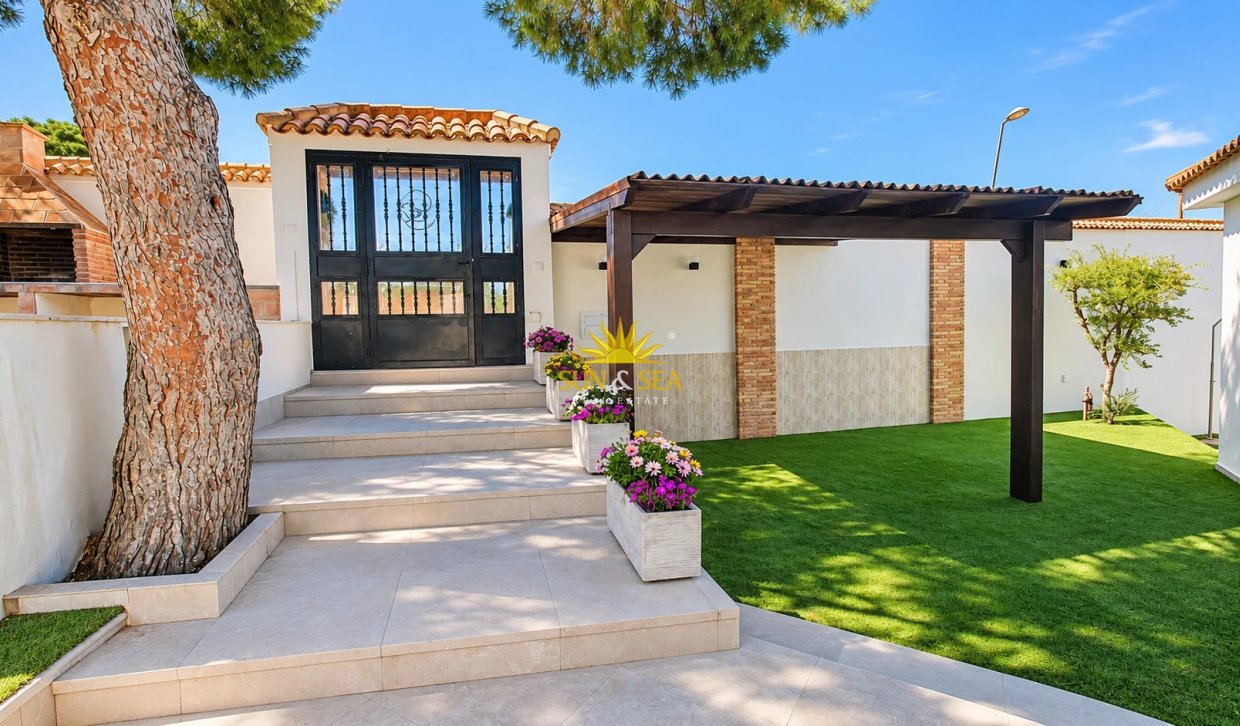 Wiederverkauf - Villa - Torrevieja - 