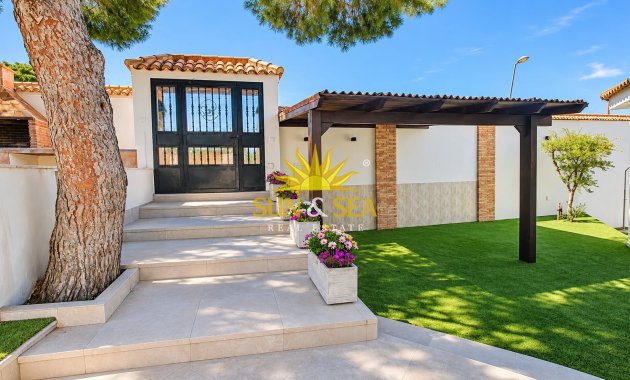 Wiederverkauf - Villa - Torrevieja - 