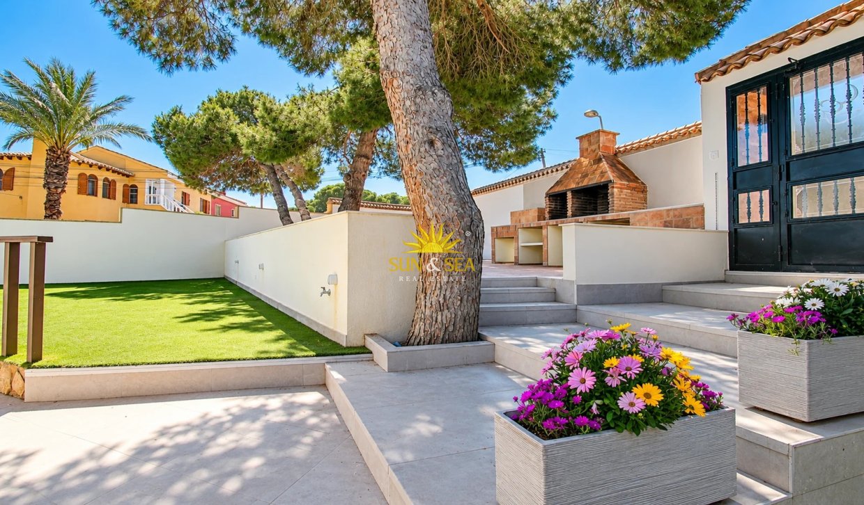 Wiederverkauf - Villa - Torrevieja - 
