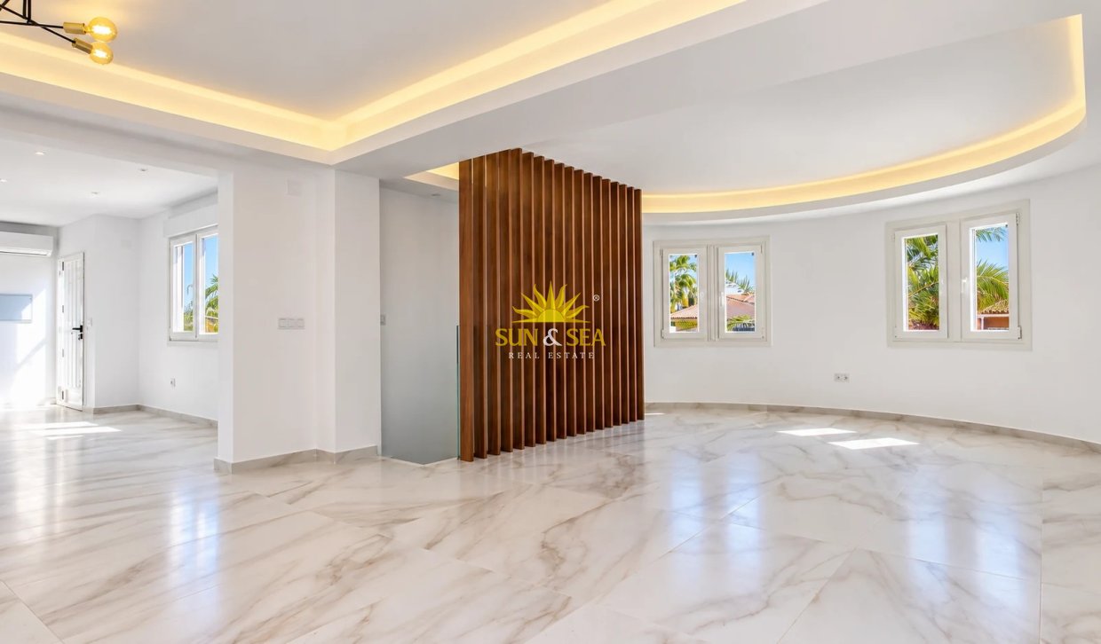 Wiederverkauf - Villa - Torrevieja - 