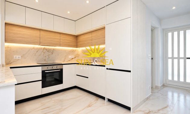 Wiederverkauf - Villa - Torrevieja - 